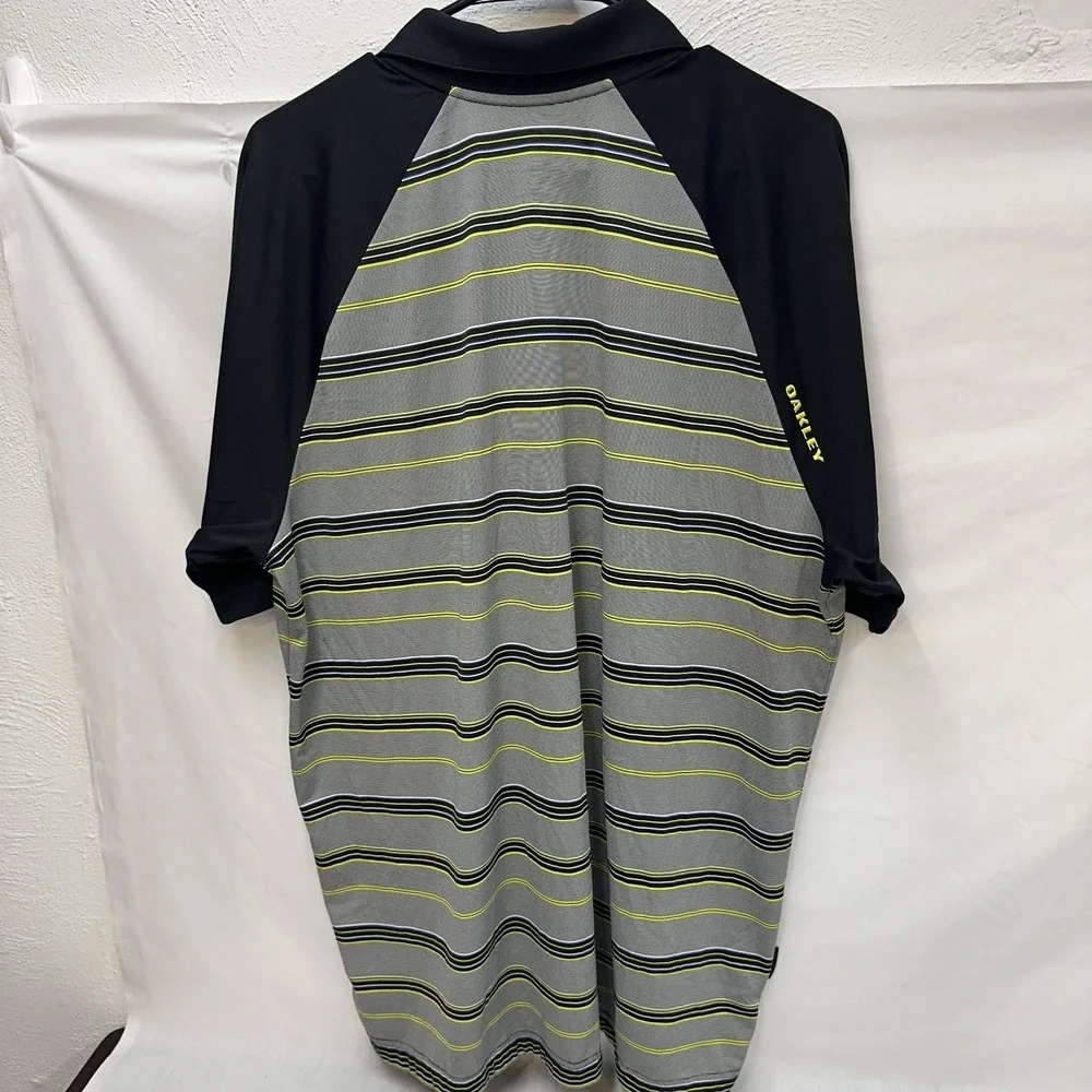 Oakley‎ Polo Shirt Mens XL Gray Yellow White Striped Short Sleeve Golf